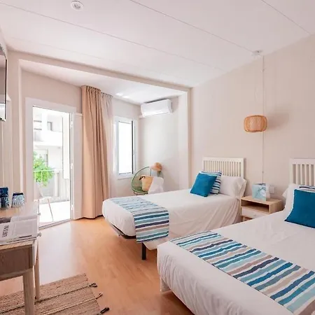 Aubi Hotel 2*